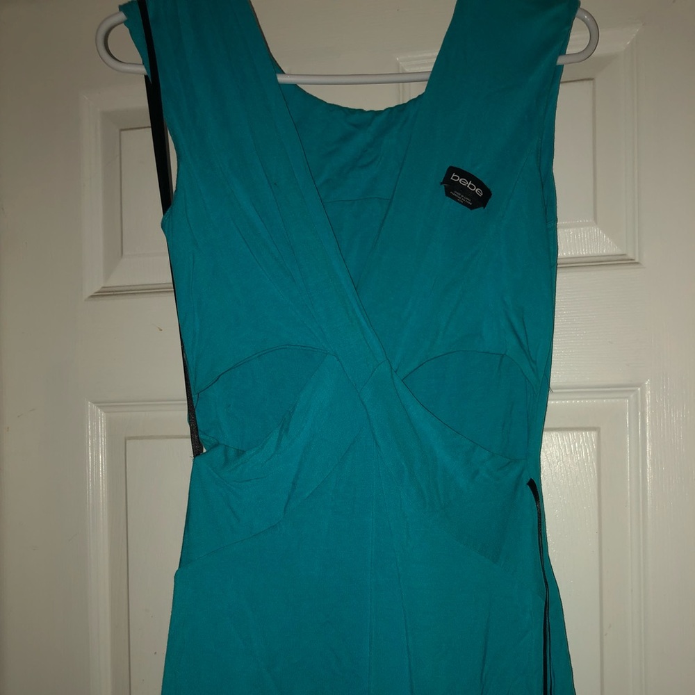 It a Bebe dress size medium